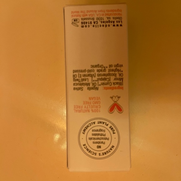 Odacite’ Black Cumin Cajeput Facial Serum - Picture 4 of 7